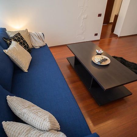 Spacious 2Br Dristor Apartment Bucarest Esterno foto