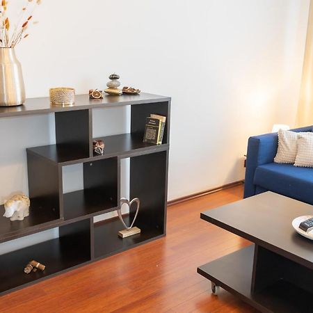 Spacious 2Br Dristor Apartment Bucarest Esterno foto