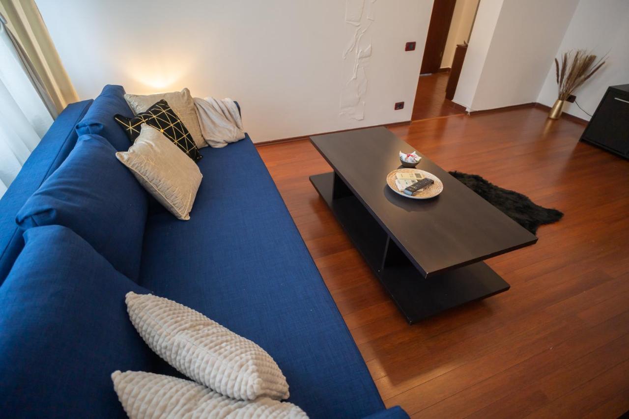 Spacious 2Br Dristor Apartment Bucarest Esterno foto